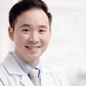 Dr Ronald Stefan Lee Kwet Hua Onsiong Gp Specialist Aesthetic Physician Erufu Care